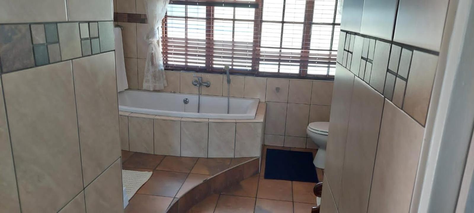 ואנדרביג'לפארק 12 On Vaal Drive Guesthouse מראה חיצוני תמונה